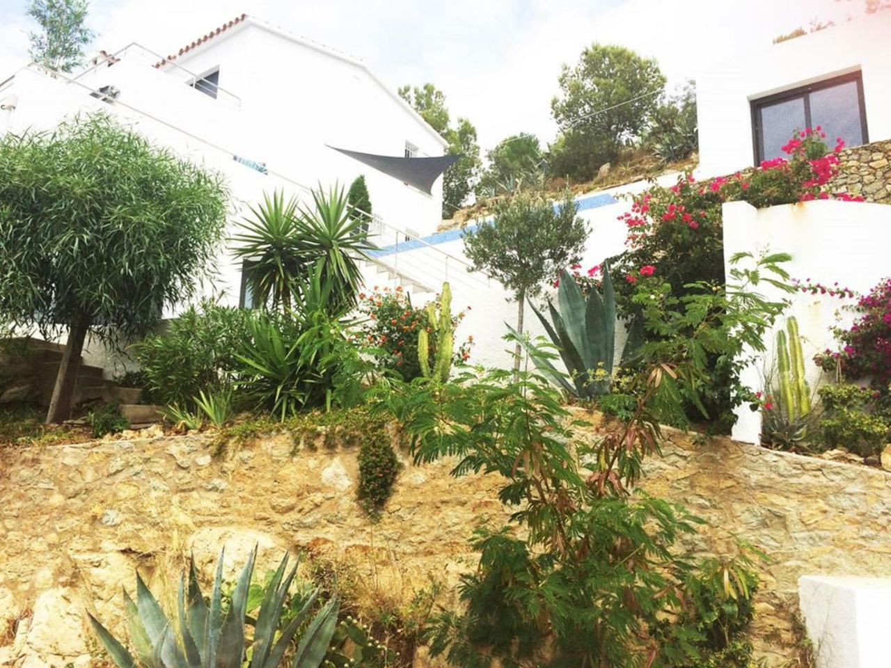 8007 Velasquez Villa